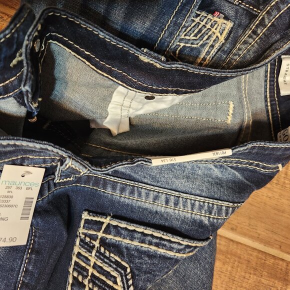 Vigoss Heritage Fit High Rise Straight Jeans - Picture 9 of 10